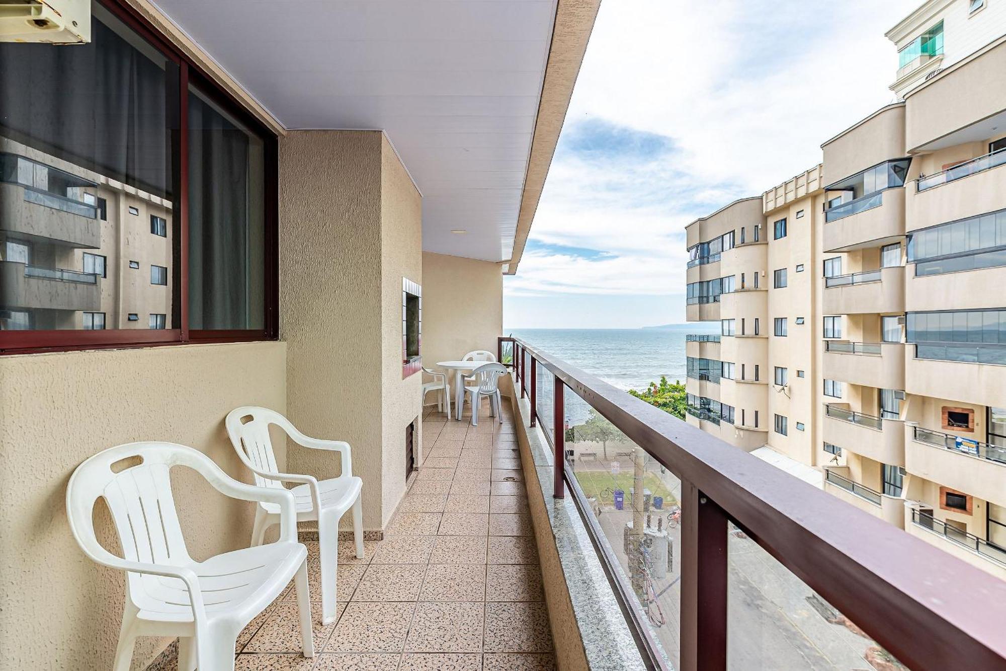 Apto Pe Na Areia Vista Mar Em Meia Praia Evb308 อิตาเปมา ภายนอก รูปภาพ